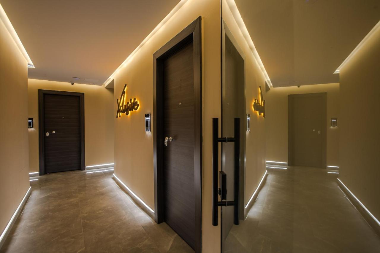 Xclusive Athens Suites Exterior photo